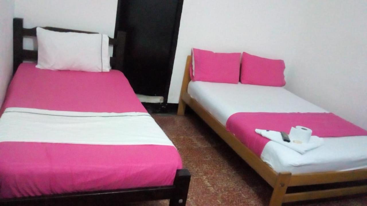Hotel Nuevo Astoria 네이바 외부 사진